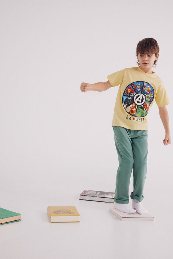 Springfield Kids Camiseta Avengers ni&ntilde;o marfil