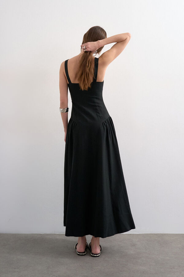 Topshop Vestido comprido de al&ccedil;as preto