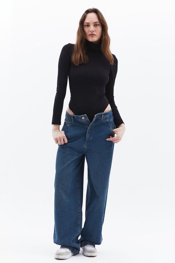 Oxxo Body de cuello alto negro