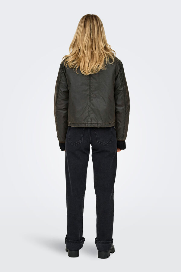 Only Chaqueta corta efecto encerado gris