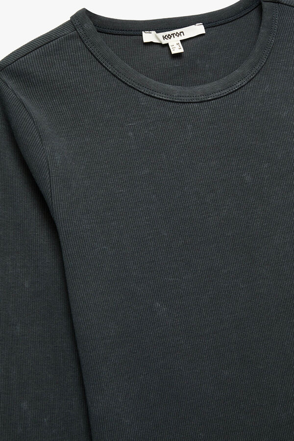 Koton Camiseta de cuello redondo gris