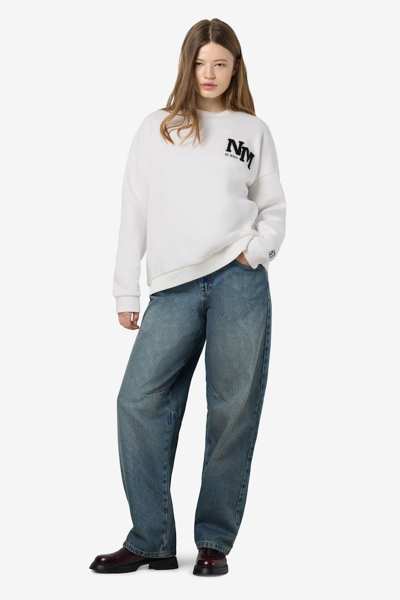 Noisy May Sudadera b&aacute;sica bordado lateral