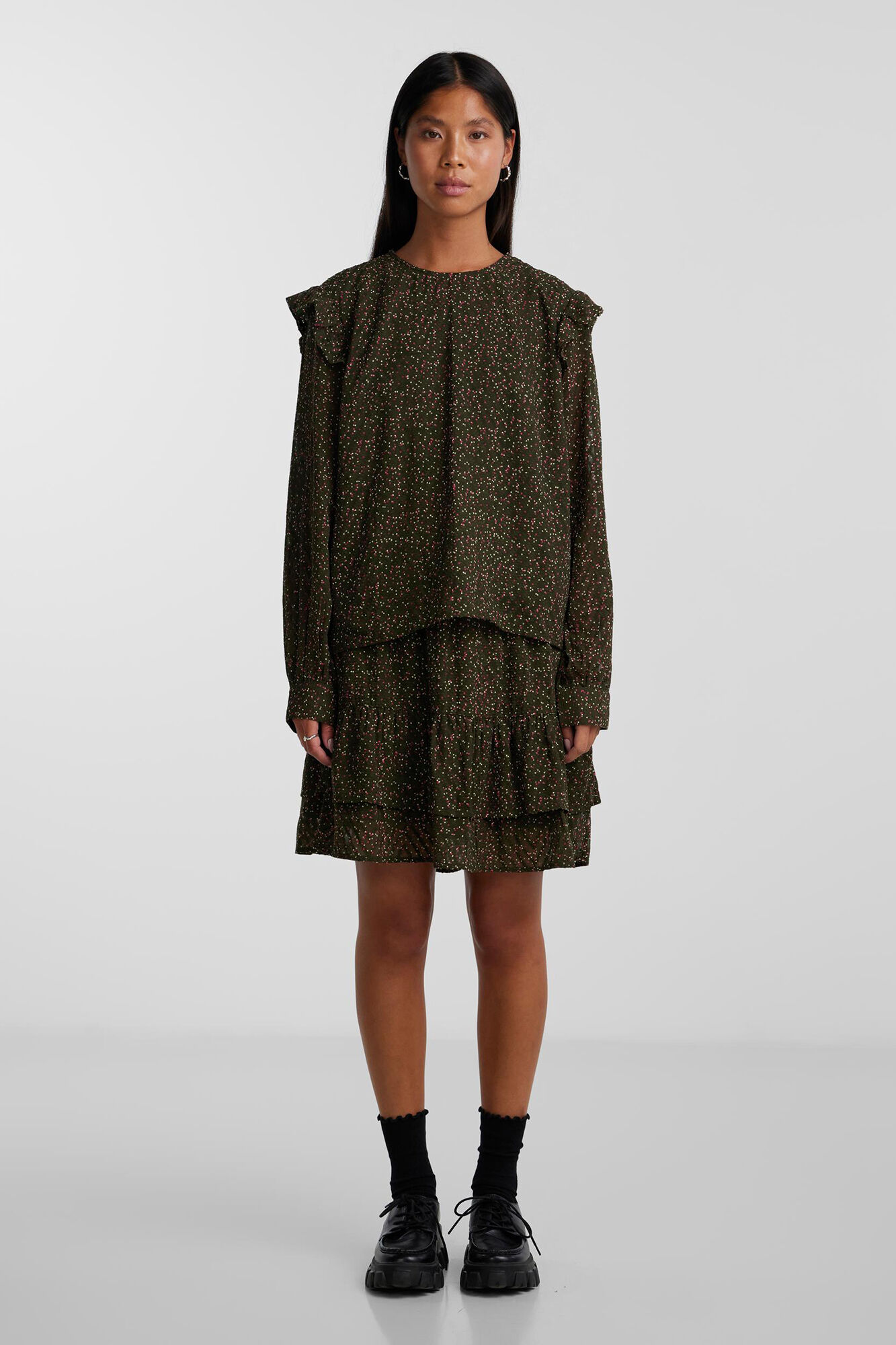 Pieces Blusa con volantes