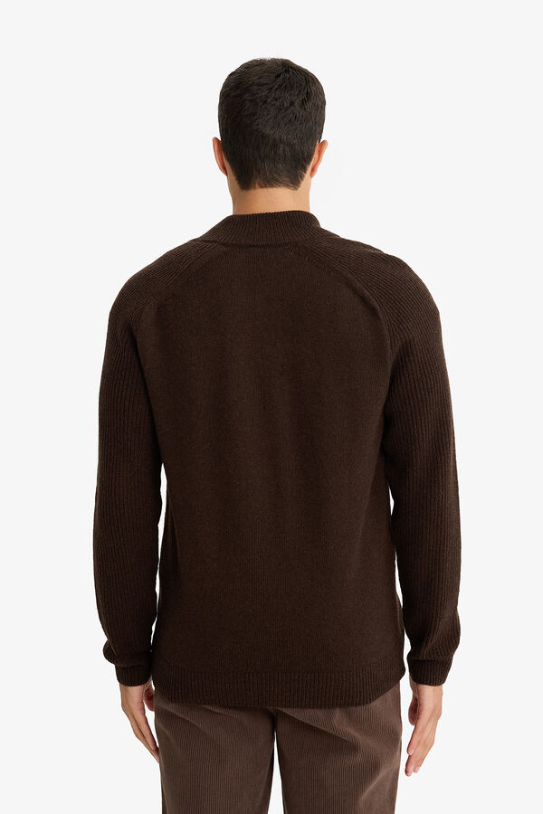 DeFacto C&aacute;rdigan de cuello alto tostado