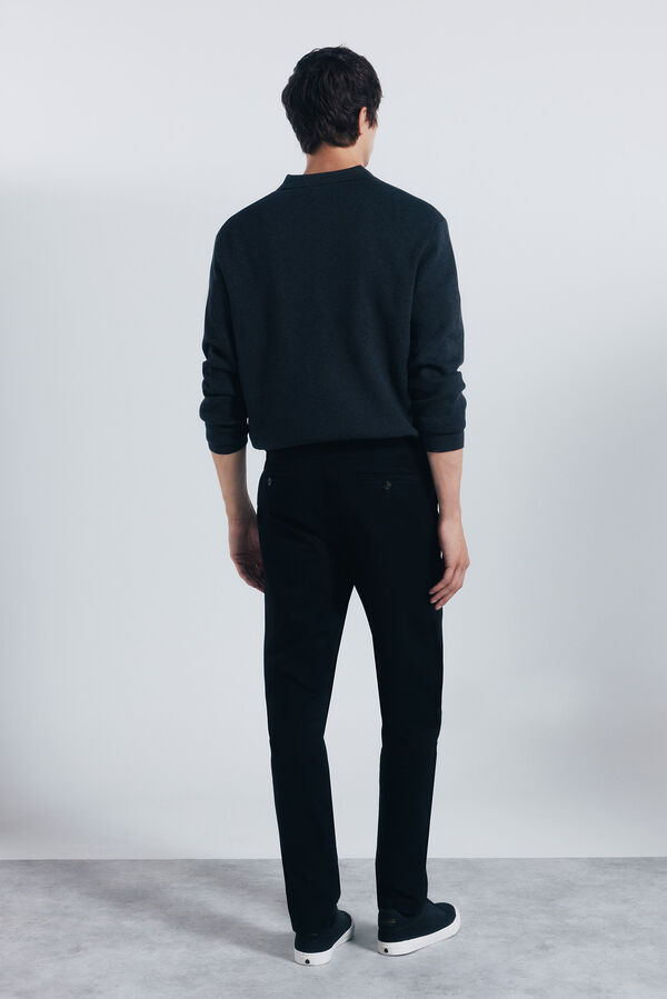 Springfield Pantal&oacute;n chino slim fit negro