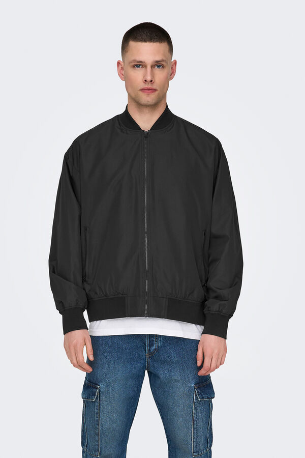 Only & Sons Herrenjacke im Bomberjacke. preto