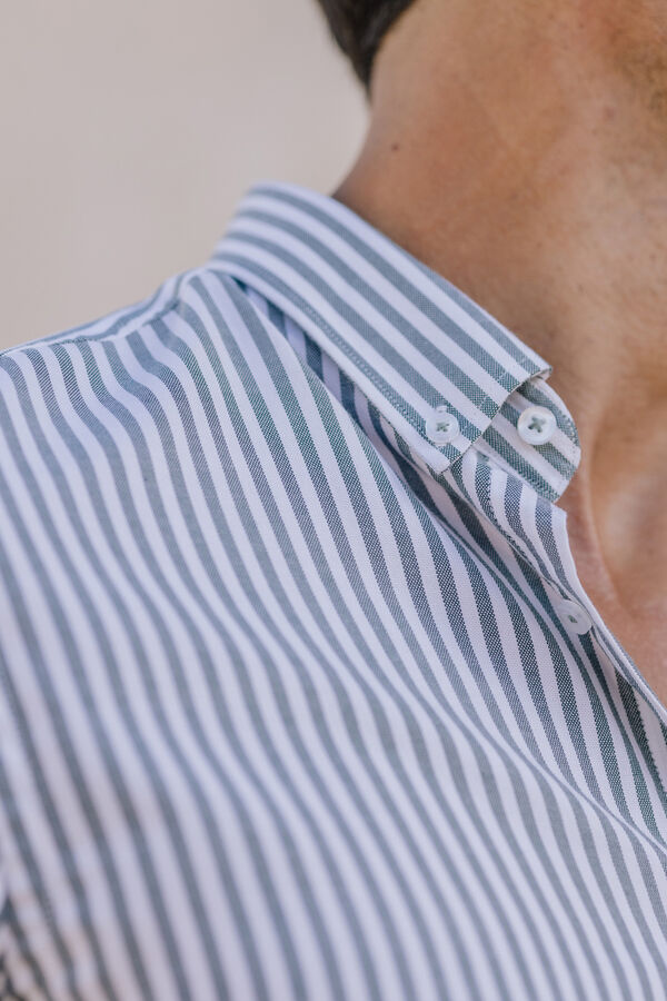 Celopman Camisa Oxford Listrada M&eacute;dia Vb verde