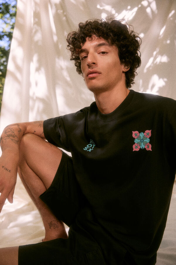 Springfield T-shirt "Roots Studio" flores preto