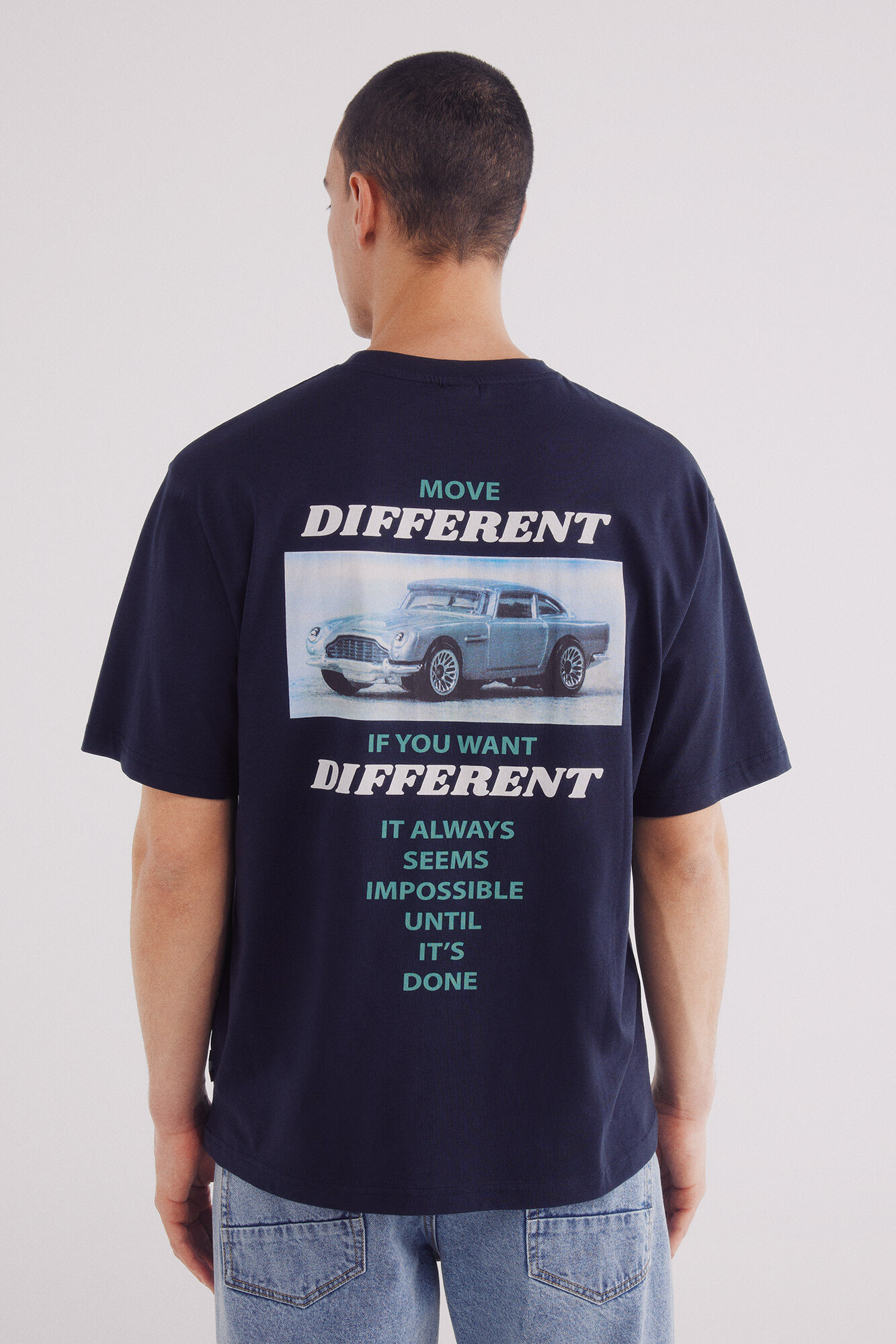 Springfield mover camiseta diferente