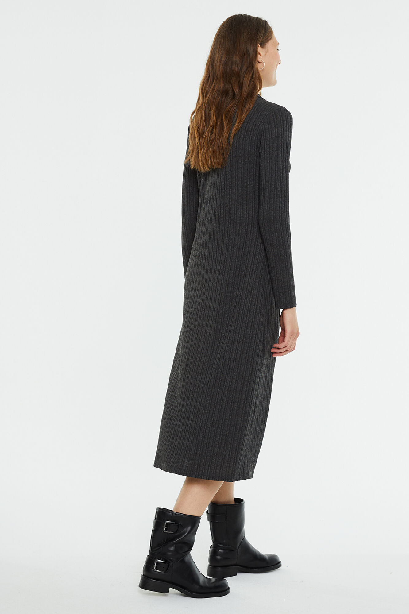 System Action Vestido midi de canal&eacute; cuello polo