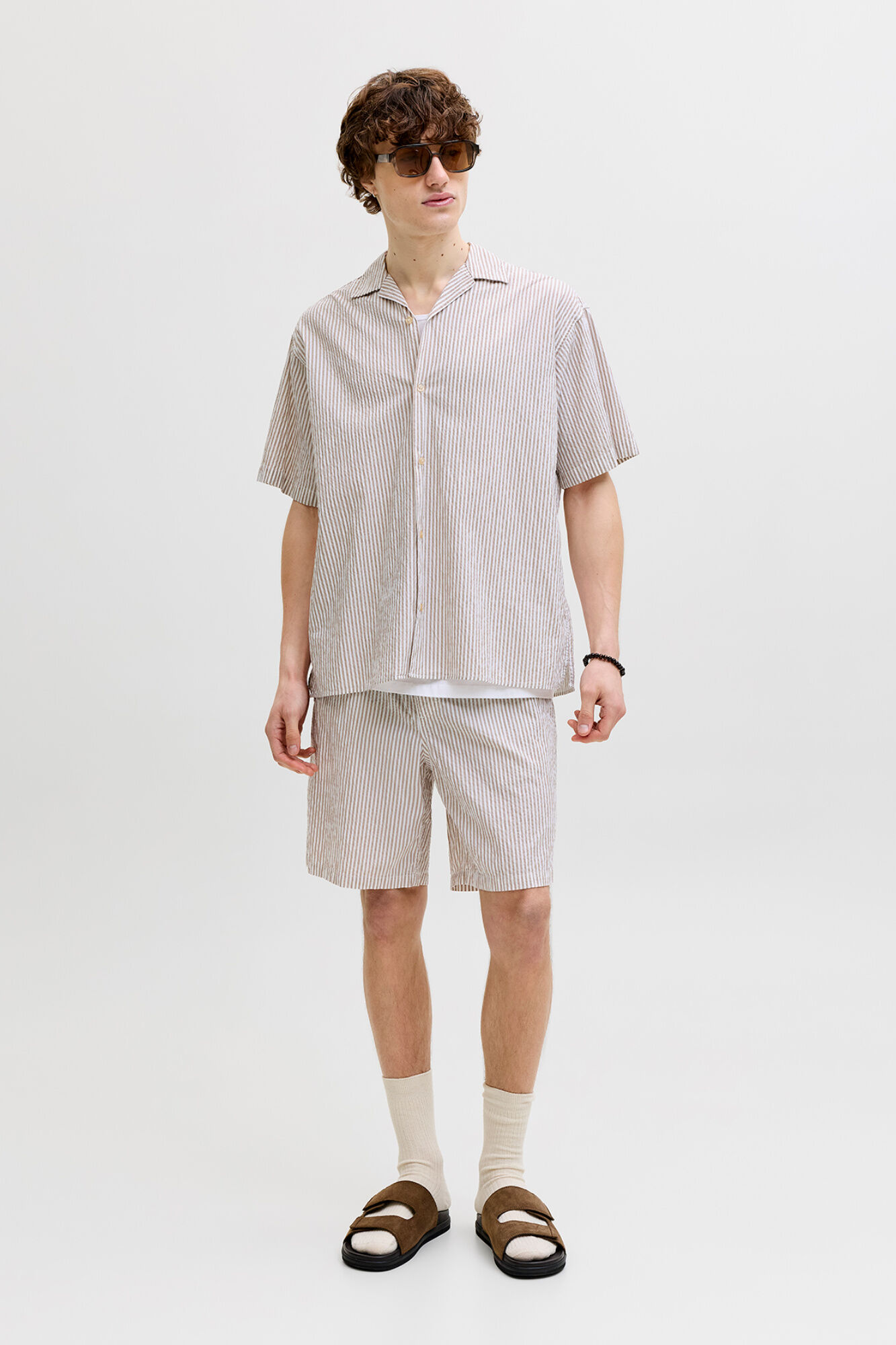 Jack & Jones Bermuda em seersucker de riscas