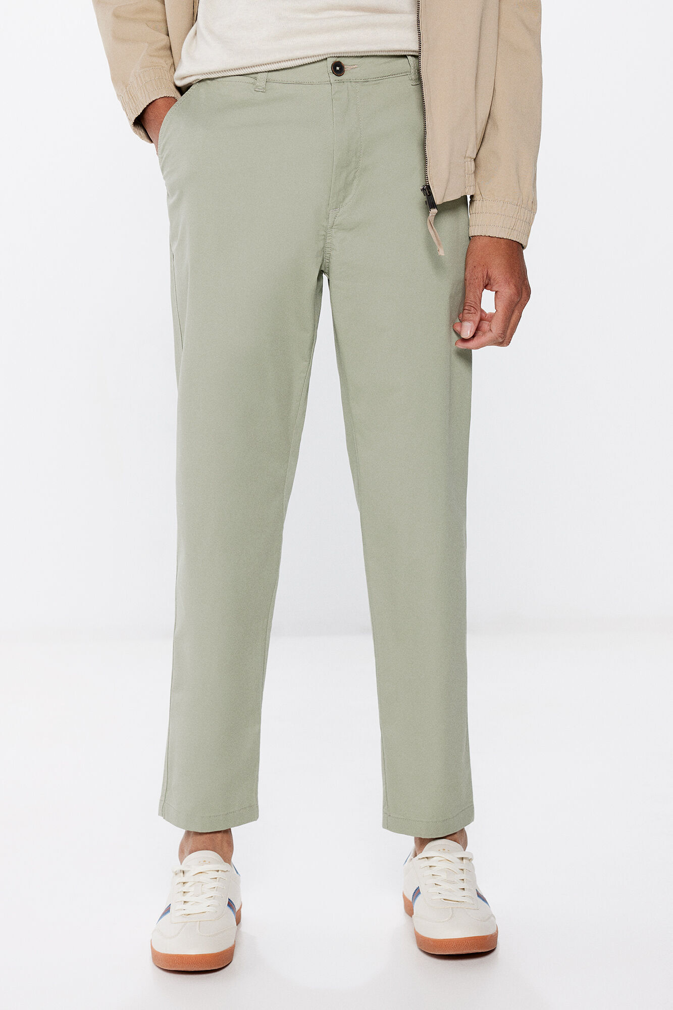 Springfield Pantal&oacute;n chino ligero slim fit