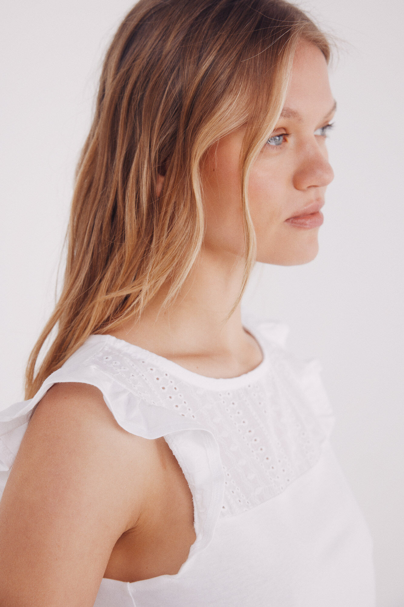 Springfield Camiseta bordados volantes