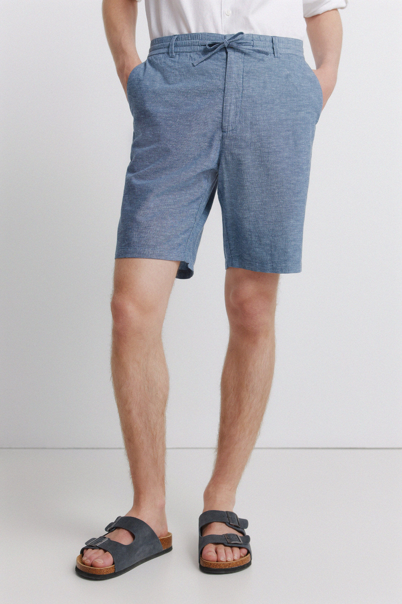 Springfield Bermuda em linho comfort slim fit