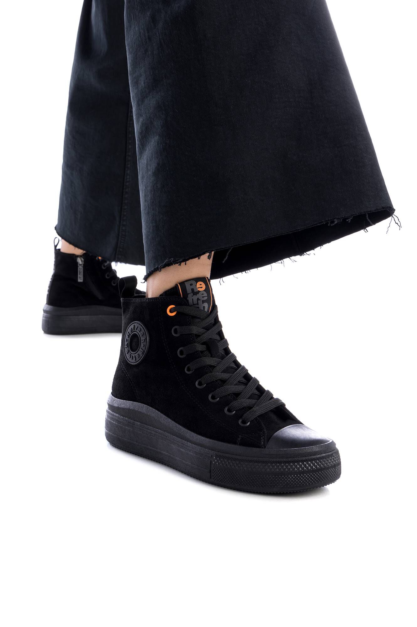 Refresh Zapatilla bot&iacute;n de mujer negro