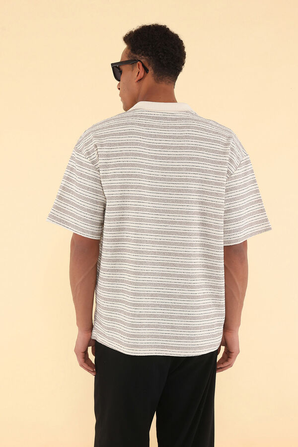 Trendyol Polo de manga curta cinzento