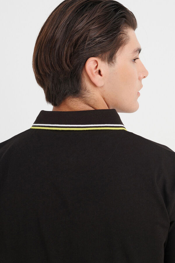 Inside P&oacute;lo Contrastes preto