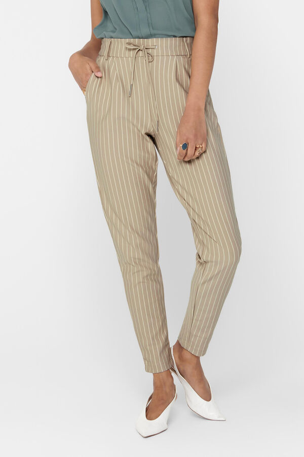 Only Pantal&oacute;n pitillo beige