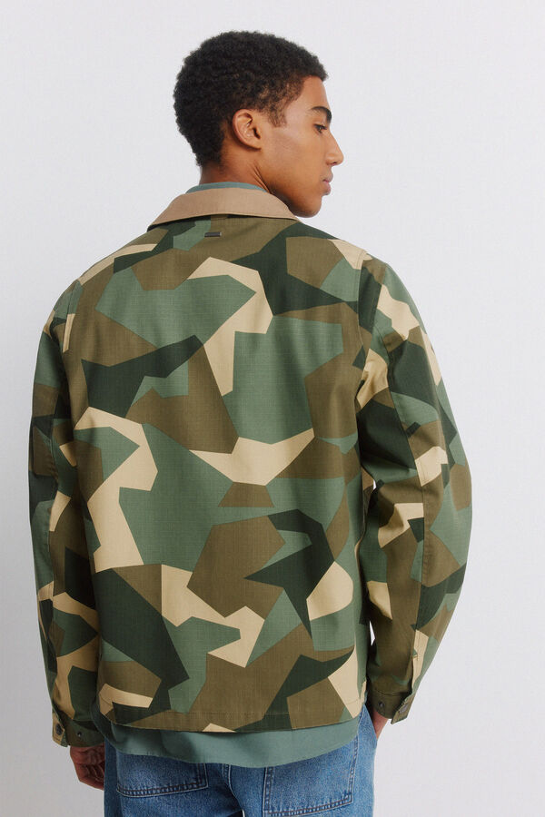 Springfield Parka camuflaje cuello contraste kaki