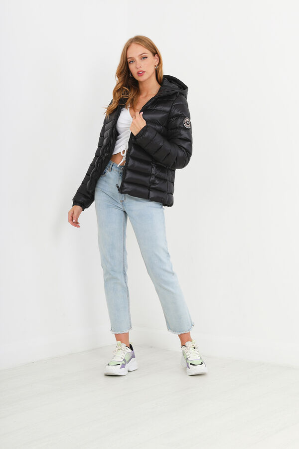 Brave Soul Plum&iacute;fero acolchado con capucha negro