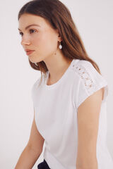 Springfield Camiseta hombros crochet blanco