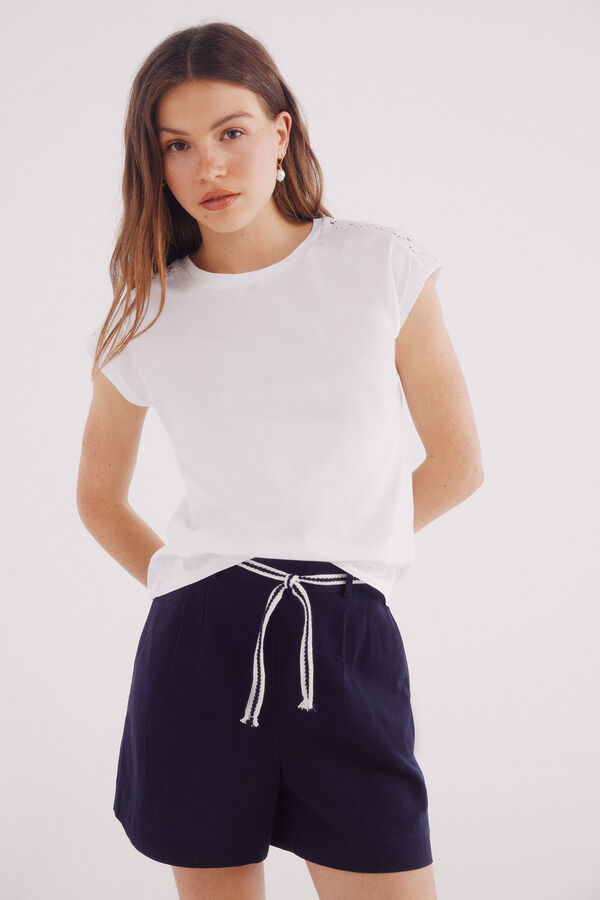 Springfield Camiseta hombros crochet blanco