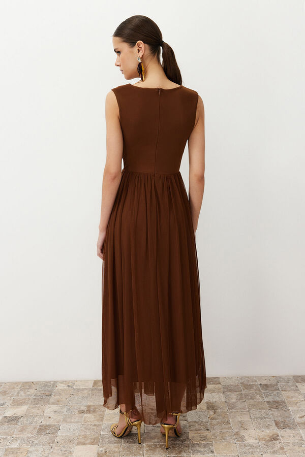 Trendyol Vestido de noche tostado