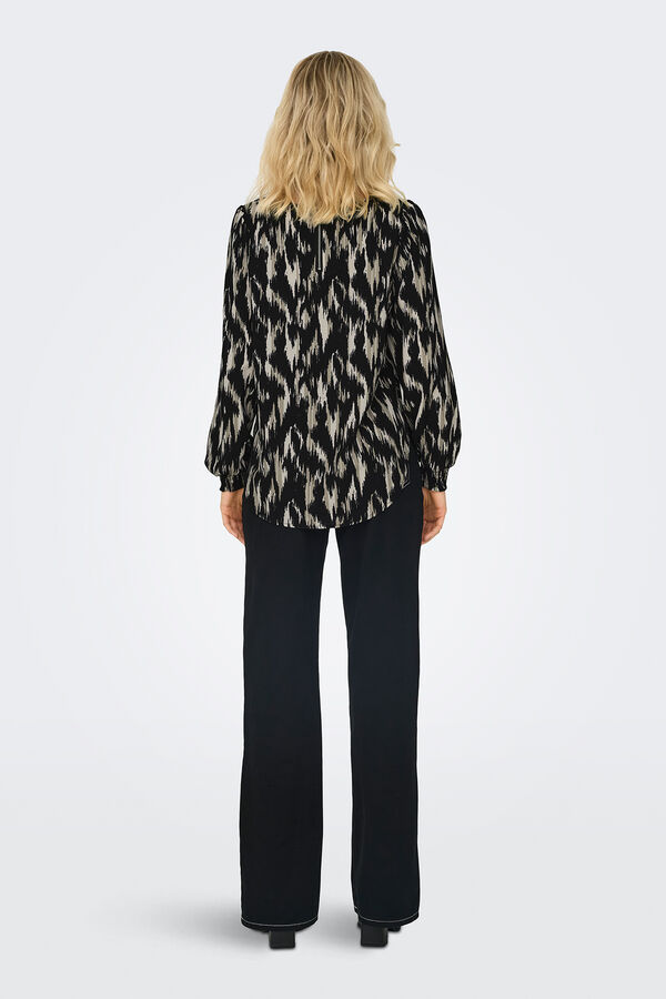 Only Blusa fluida de manga larga negro