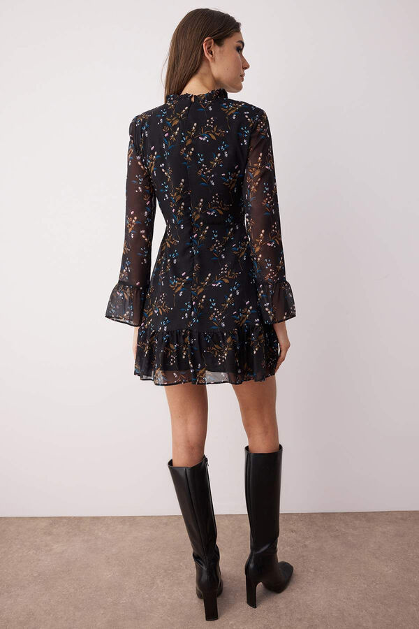 Trendyol Vestido corto de cuello alto negro