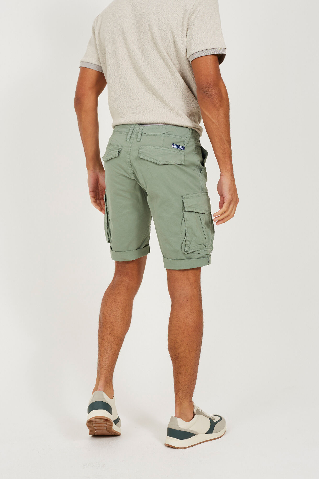 Brave Soul Short cargo con siete bolsillos