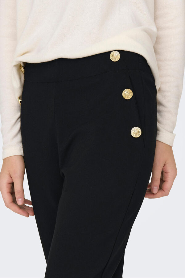 Only Cal&ccedil;as cl&aacute;ssicas com bot&otilde;es preto