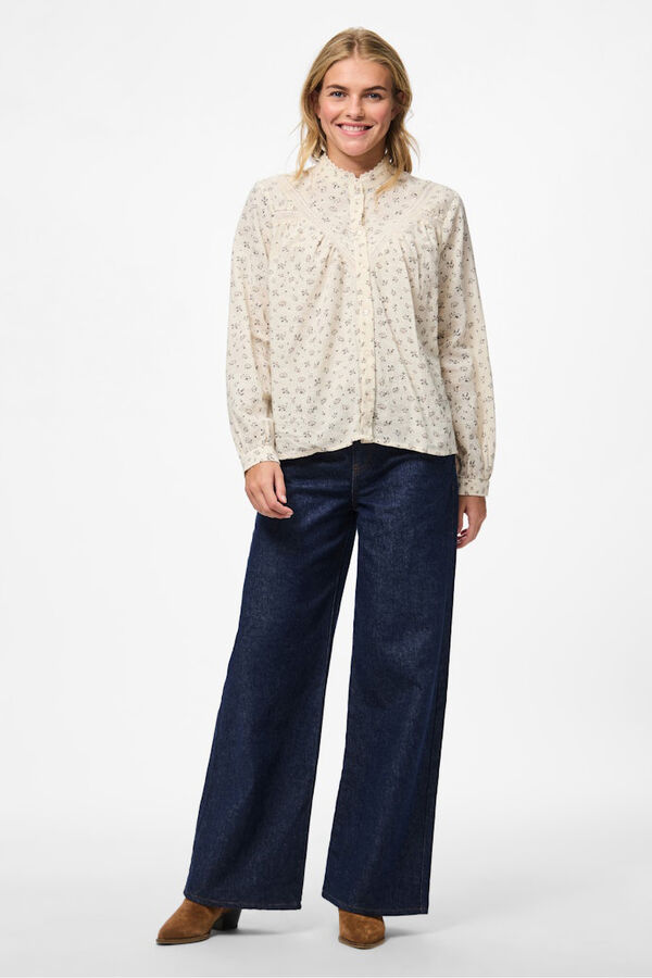 Pieces Blusa mao floral gris