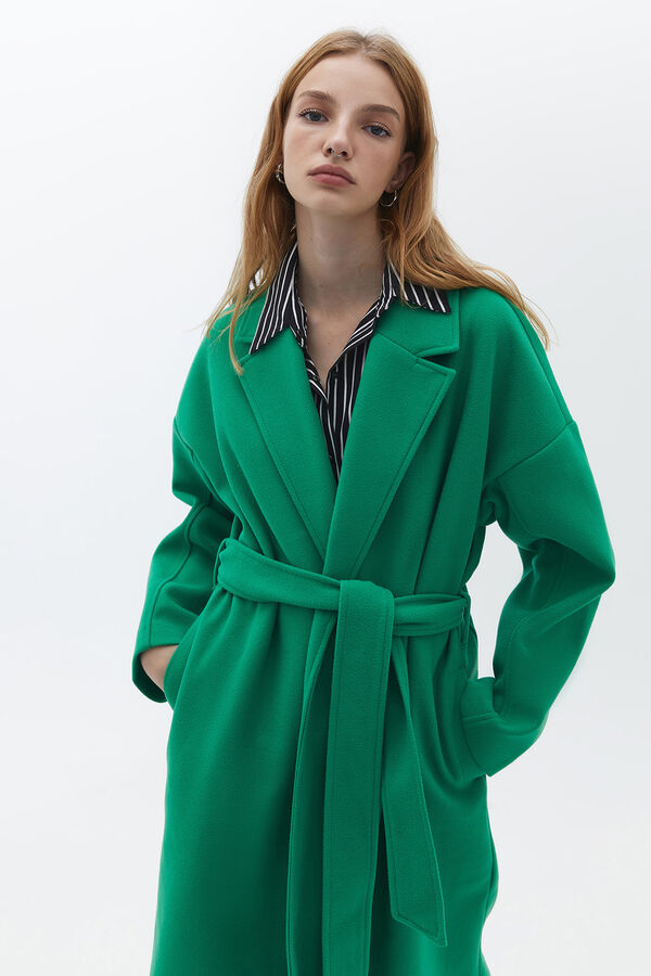 Oxxo Sobretudo com cinto verde