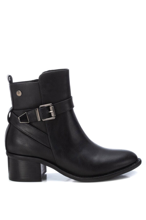 XTI Botin con tacon bajo y hebilla negro