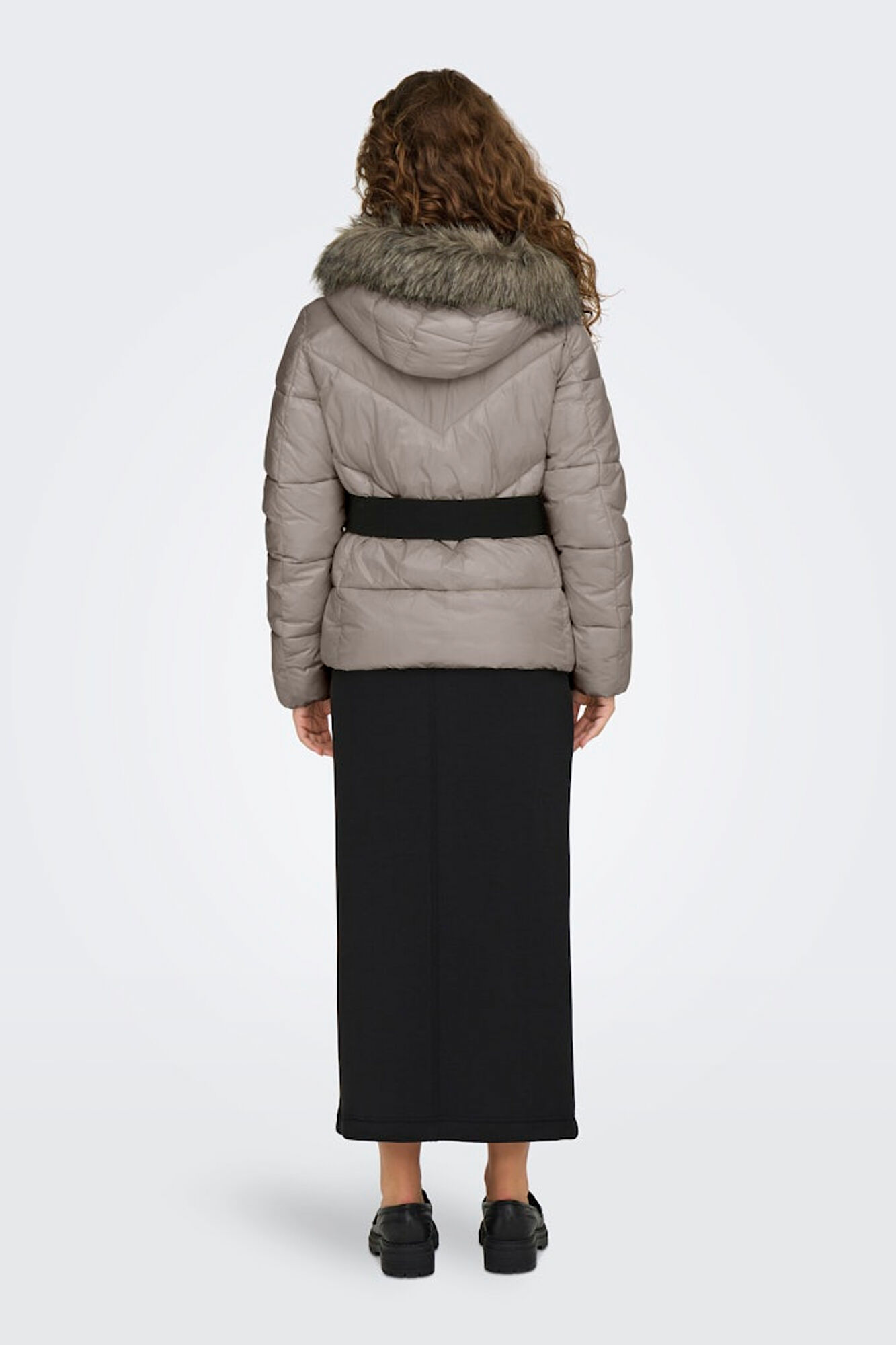 Only Chaqueta acolchada con capucha