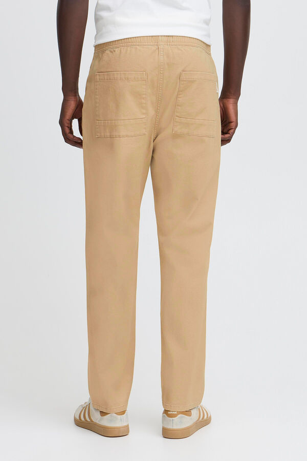 Blend Cal&ccedil;as retas bege