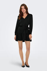 Only Vestido corto con cintur&oacute;n negro