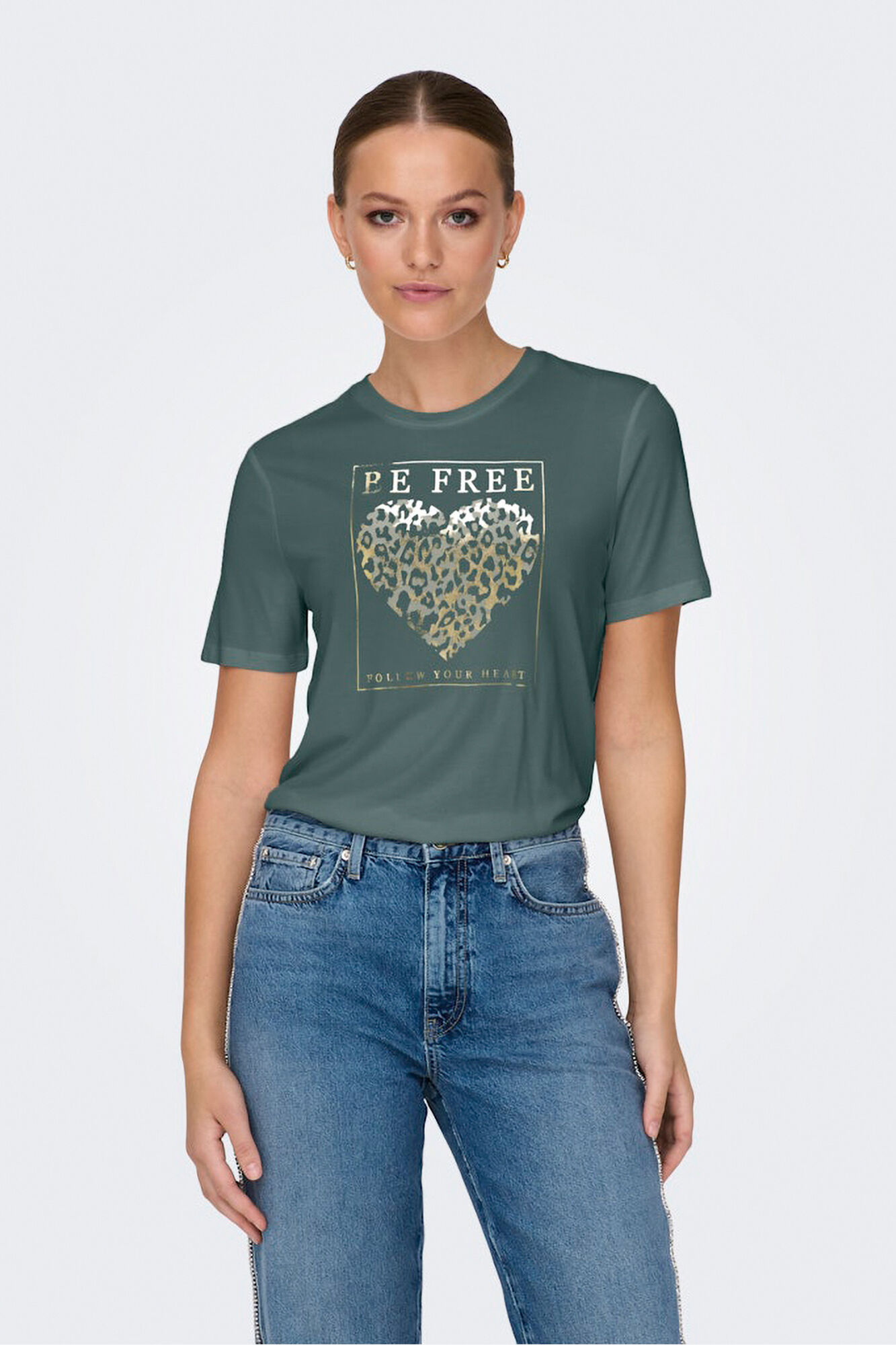 Only T-shirt com desenho frontal 