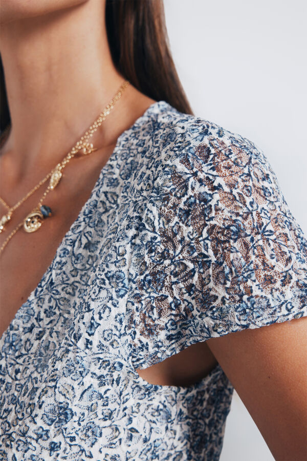 Springfield Top florecitas azules marr&oacute;n