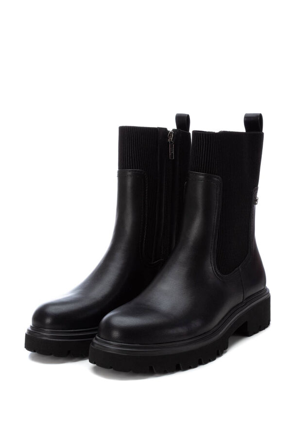 XTI Botin sintetico chelsea con cremallera negro
