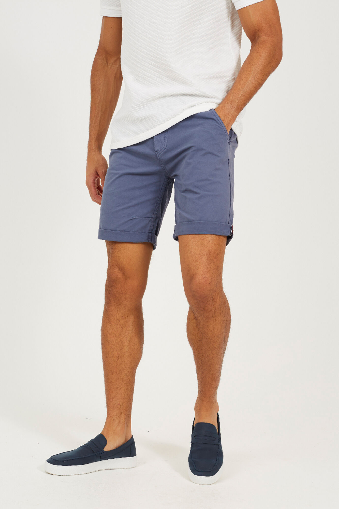 Brave Soul Short b&aacute;sico con cinco bolsillos