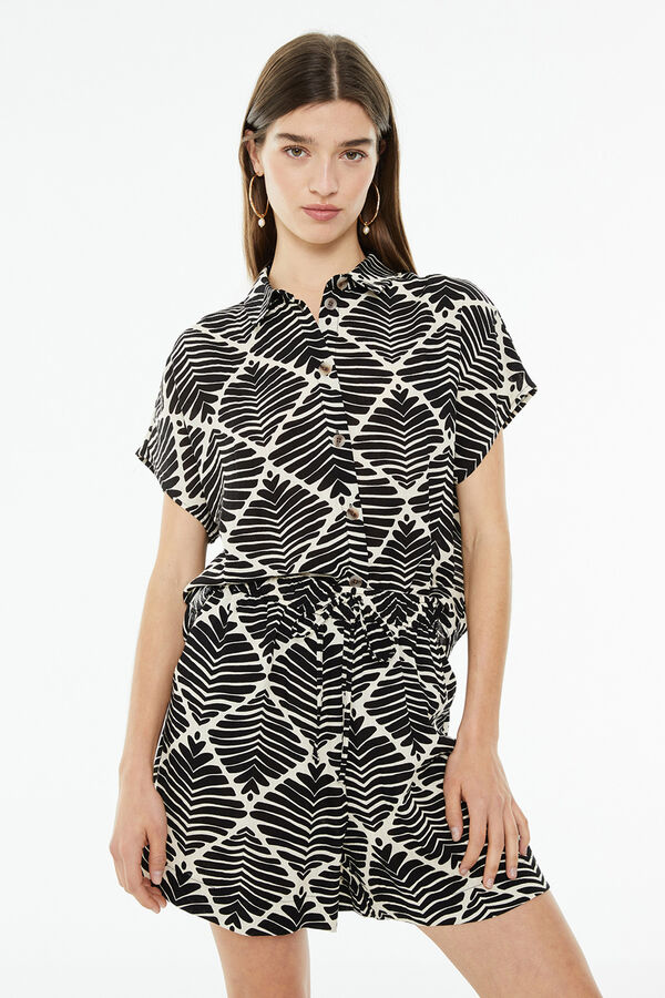 System Action Camisa oversize estampado geom&eacute;trico negro