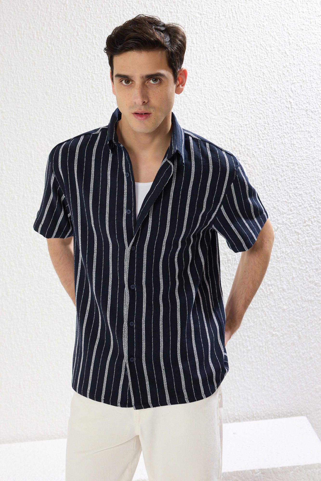 Trendyol Camisa oversize de manga curta