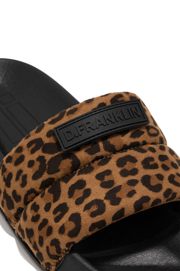 D.Franklin Sand&aacute;lia Venice Slides  cru