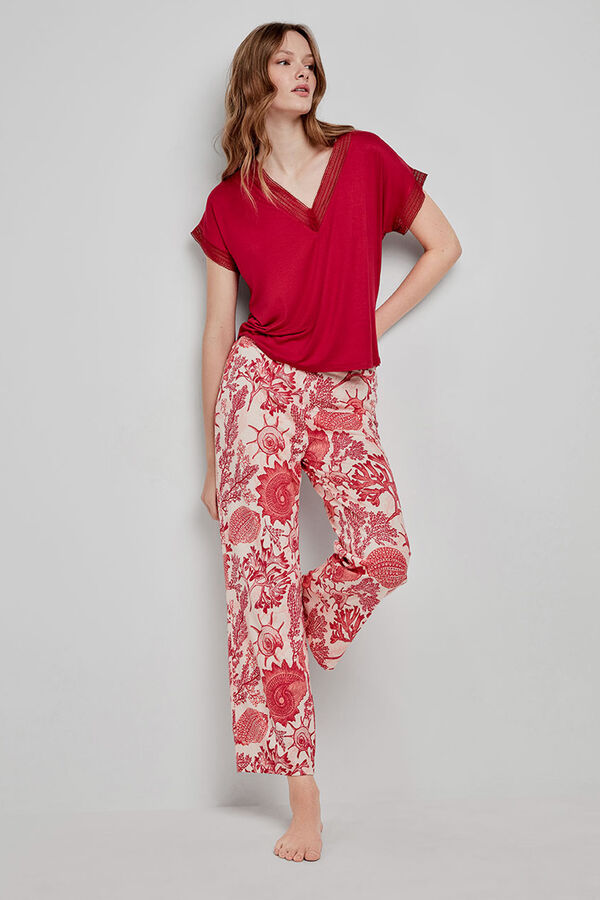 Gisela Camiseta pijama satinada granate estampado