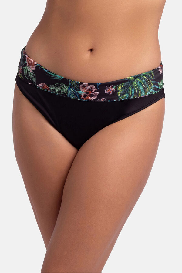 Dorina Braga de bikini hipster negro negro