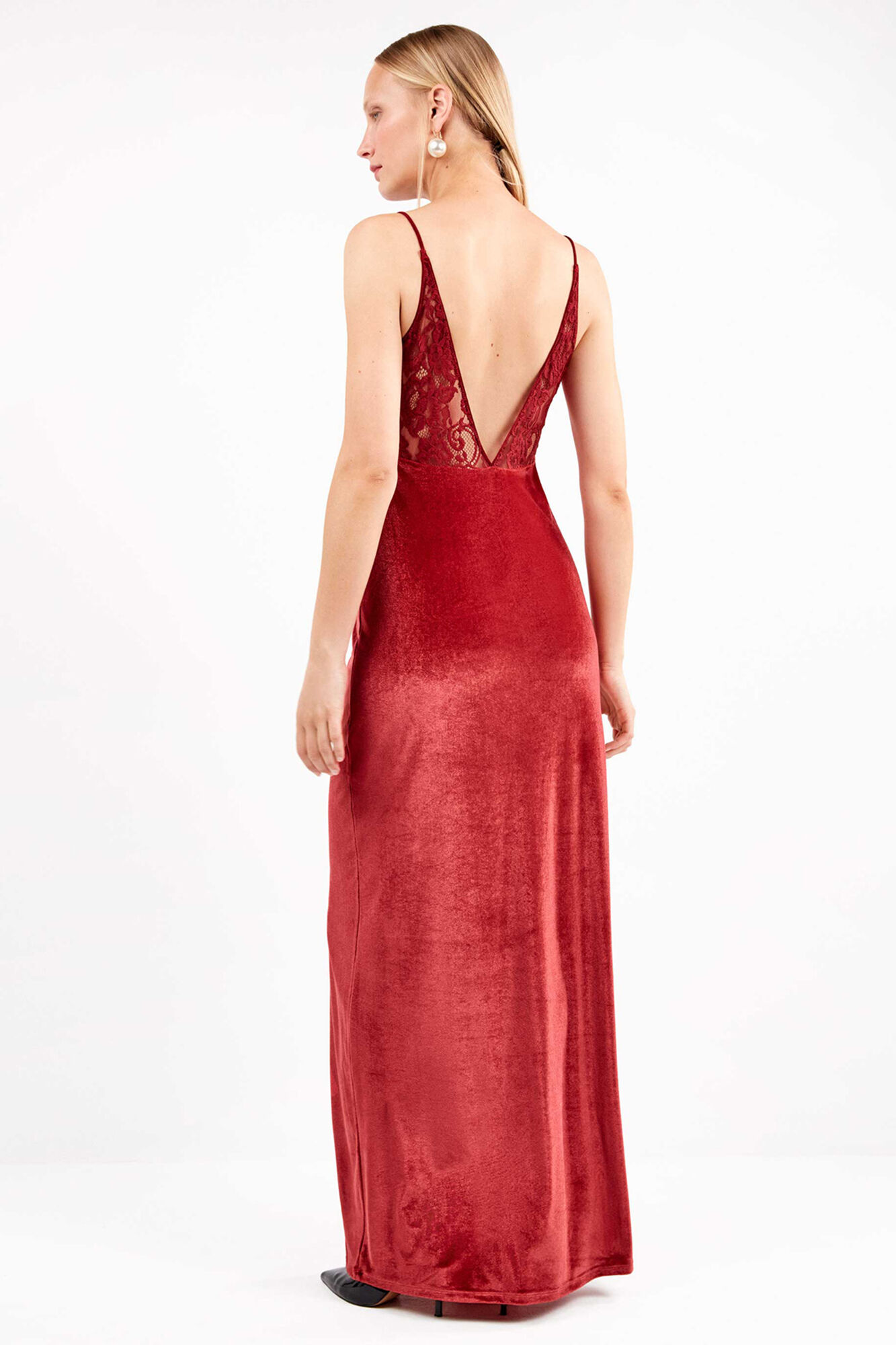 Gisela Vestido largo de terciopelo con ca&iacute;da fluida y sofisticada
