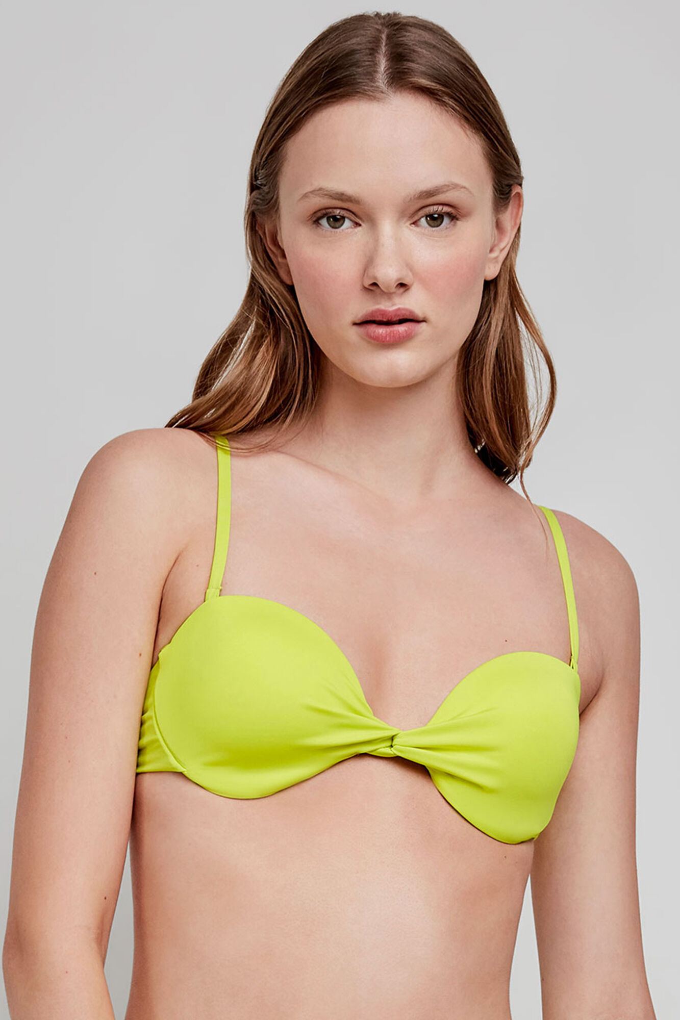 Gisela Top bikini bandeau liso verde