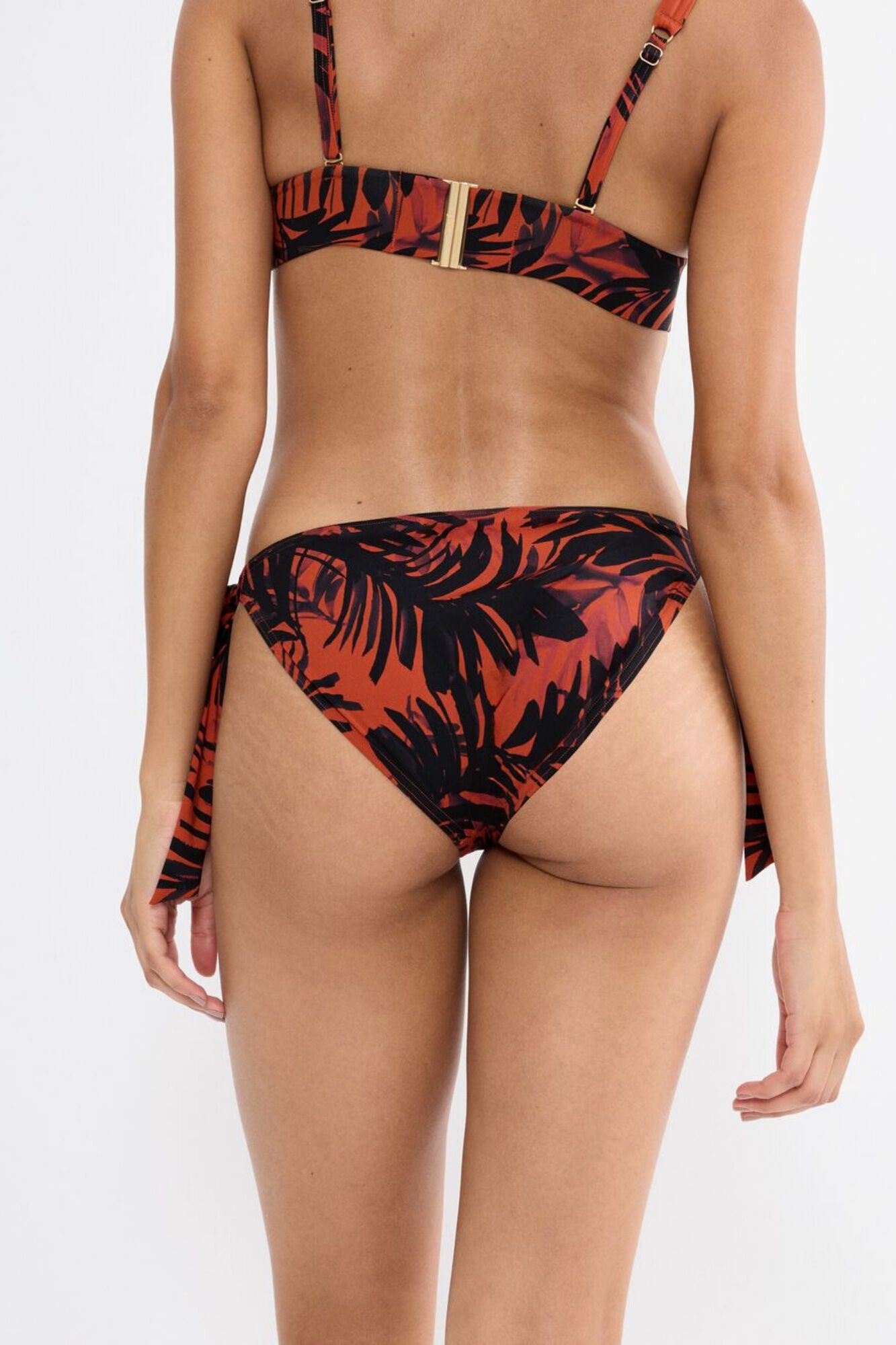 Triumph Braga bikini brasile&ntilde;a lazos tropical