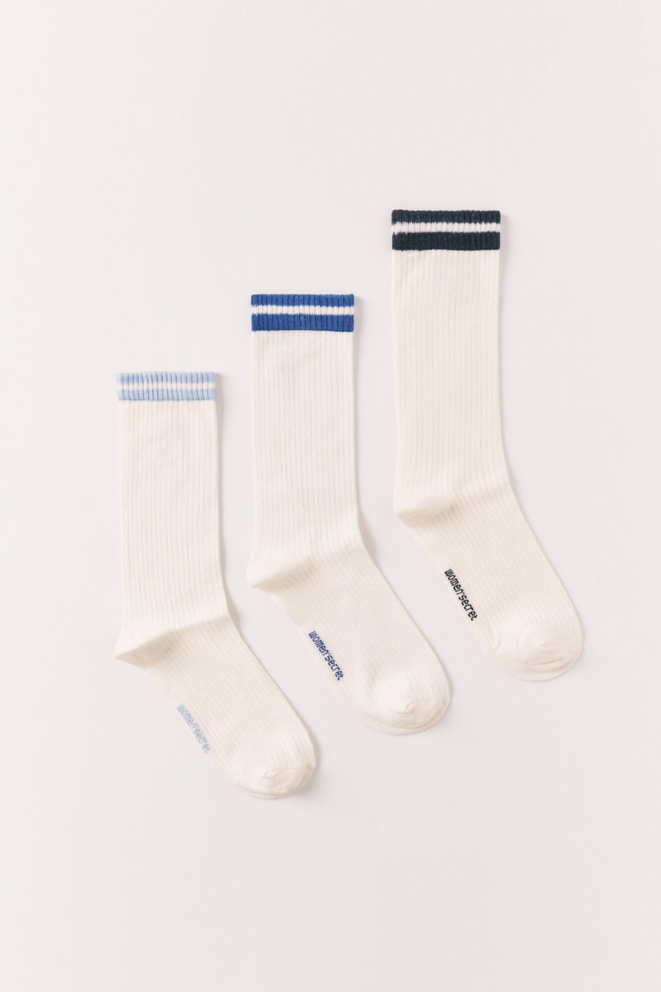 Women'secret Pack 3 calcetines largos canal&eacute; blanco